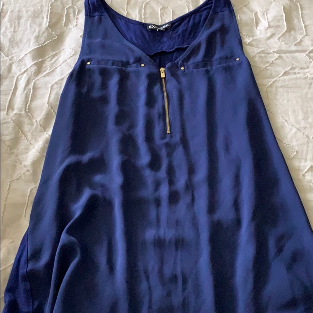 Express zipper detail tank